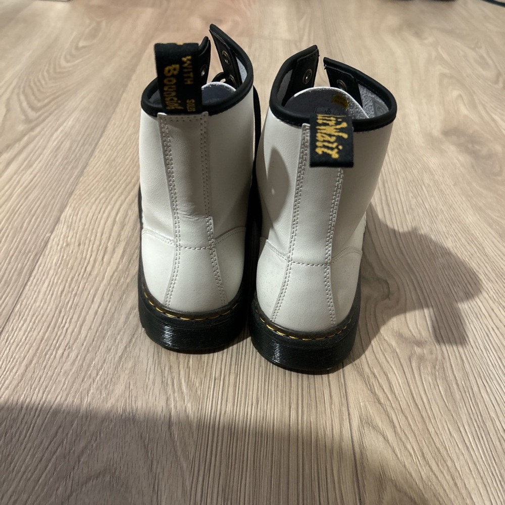 white doc martins size 7 women